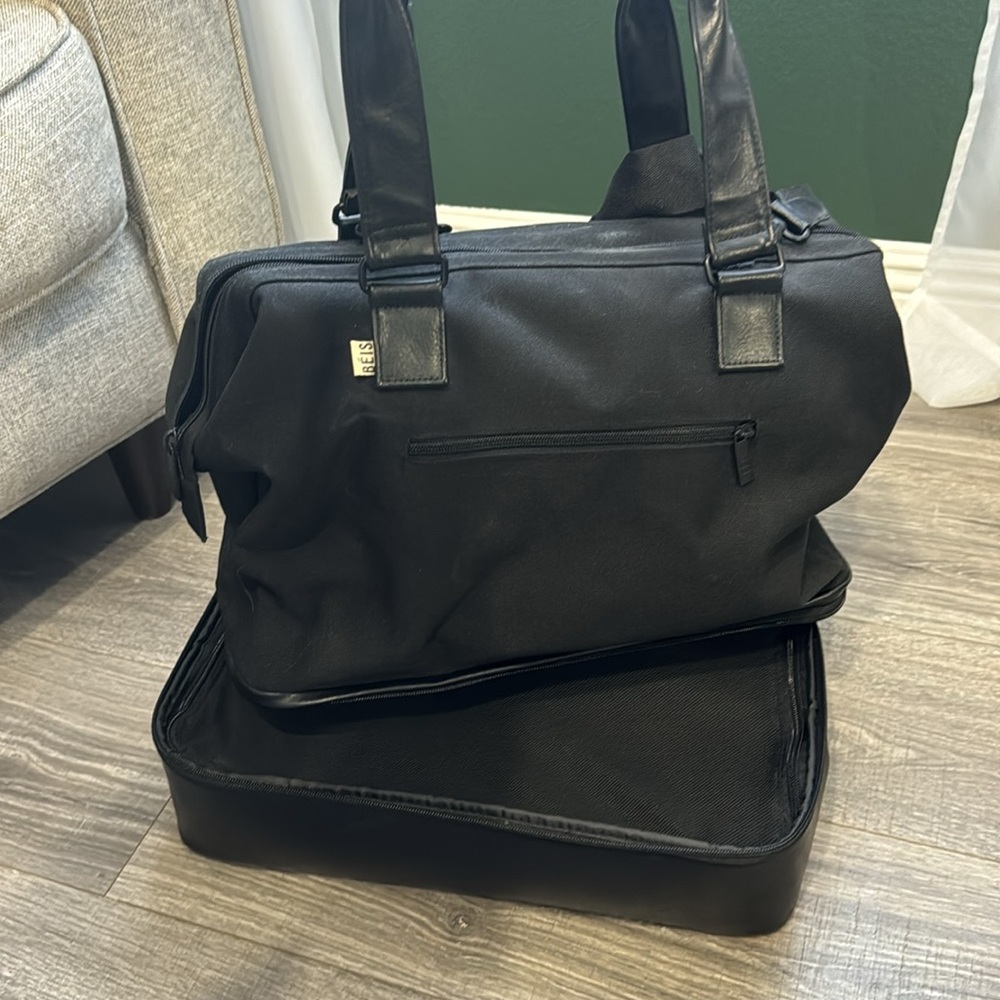 BEIS Black Travel Bag - Picture 7 of 7